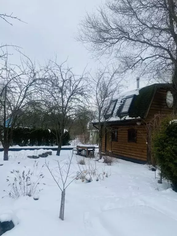 Дом в Ленинградская область, Кировский район, Синявинское городское ... - Фото 1