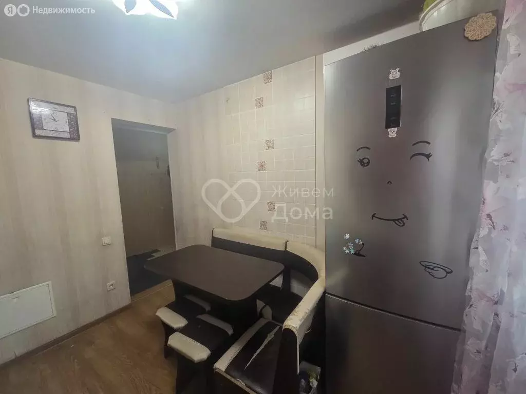 3-комнатная квартира: Волгоград, улица Генерала Штеменко, 60 (61.2 м) - Фото 1
