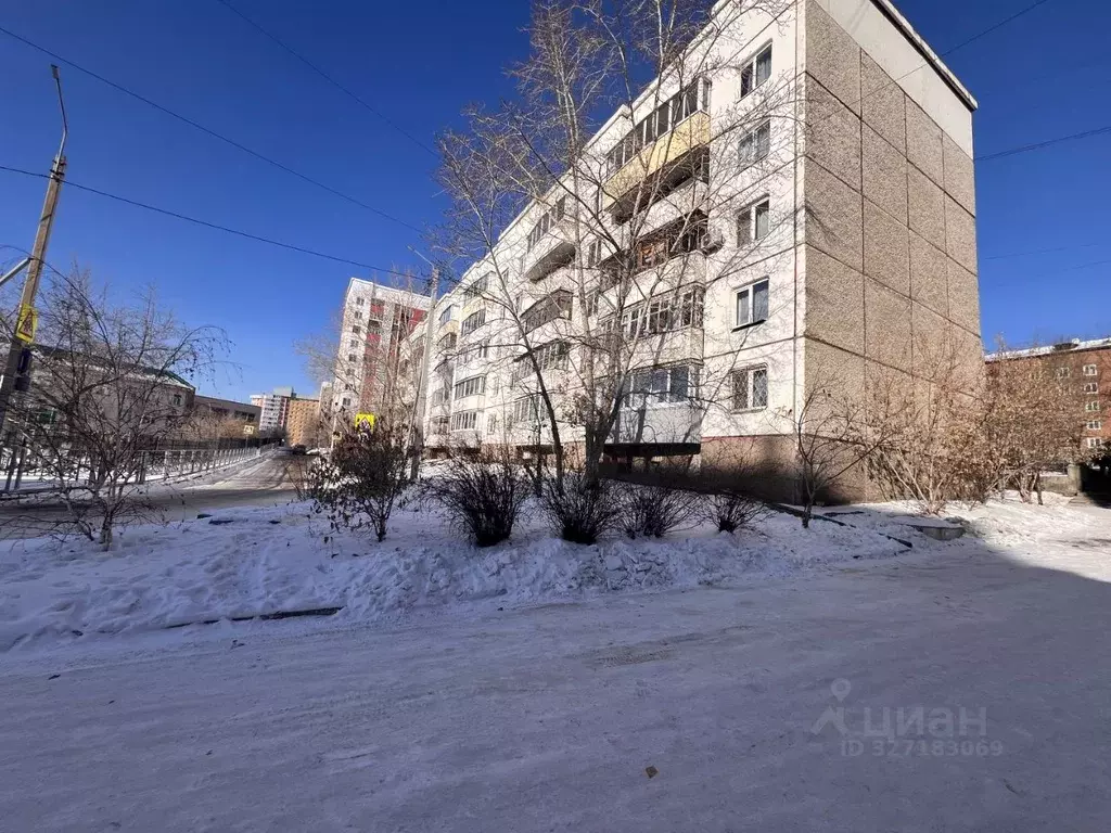 3-к кв. Бурятия, Улан-Удэ ул. Гагарина, 75А (63.5 м) - Фото 1