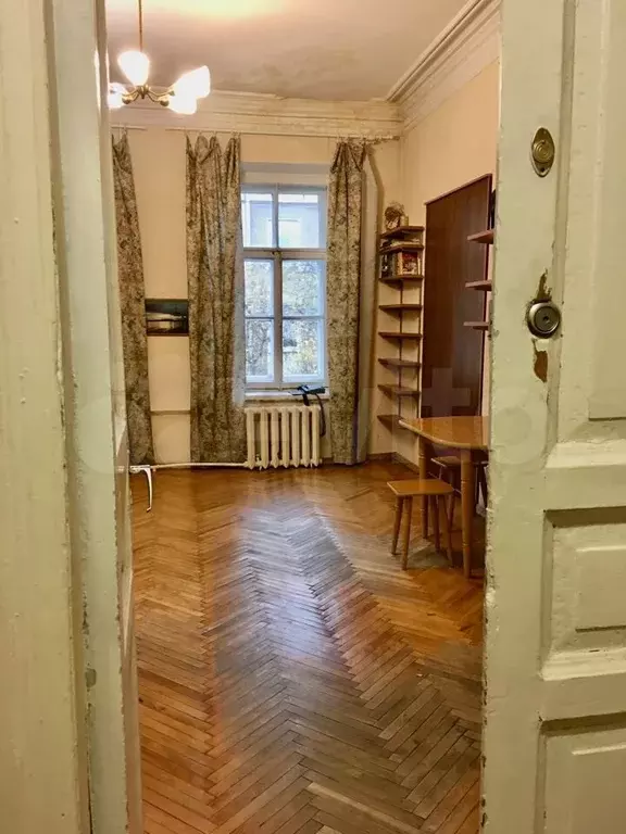 Комната 23 м в 3-к, 4/4 эт. - Фото 1