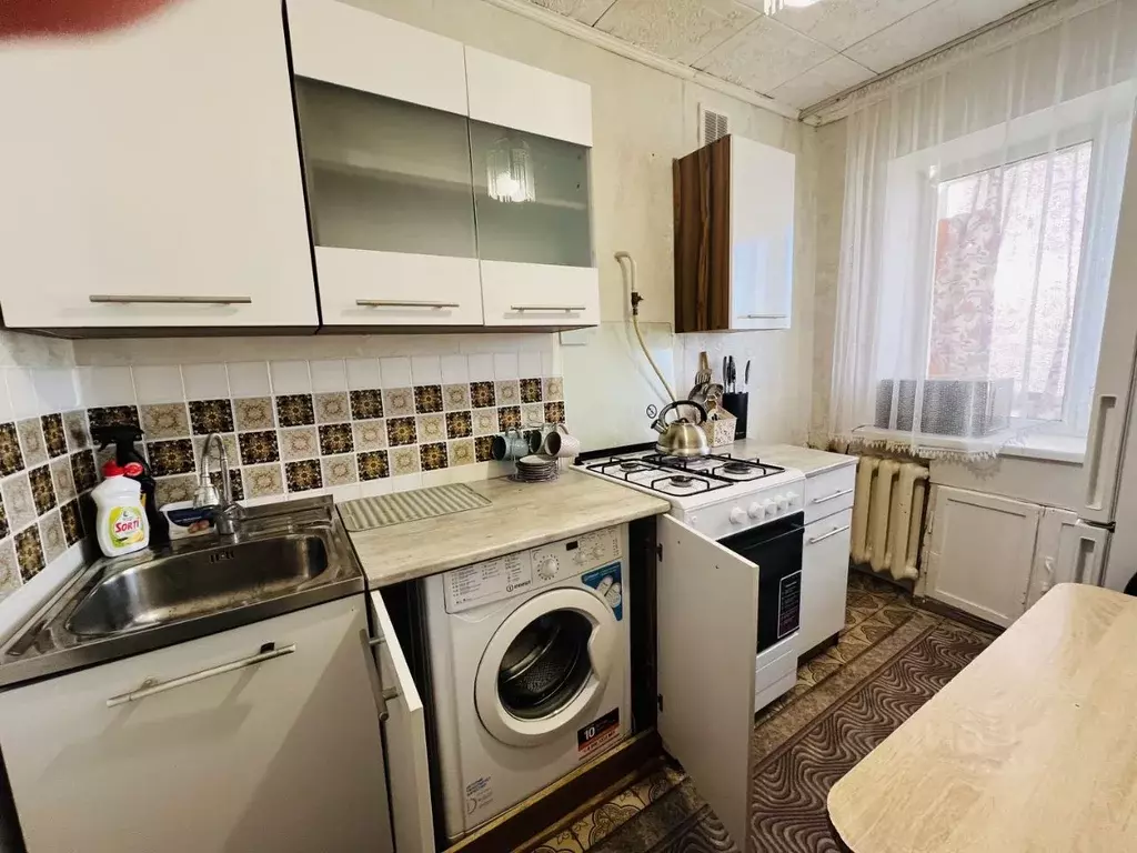 1-к кв. Татарстан, Нижнекамск просп. Строителей, 8 (30.0 м) - Фото 2