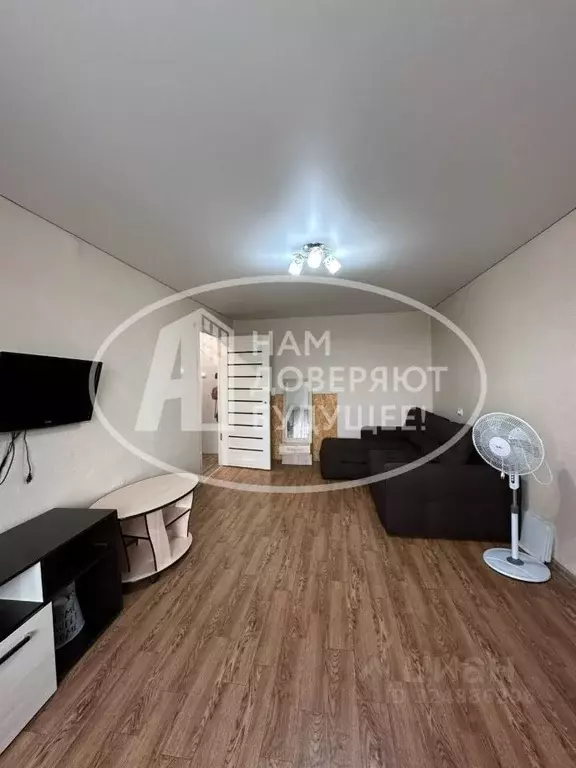 1-к кв. Пермский край, Чусовой Коммунистическая ул., 2 (32.7 м) - Фото 1