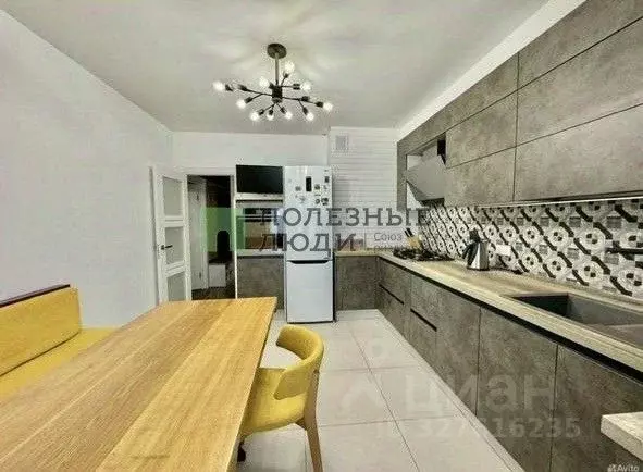 2-к кв. Севастополь ул. Репина, 1Б/1 (67.0 м) - Фото 2