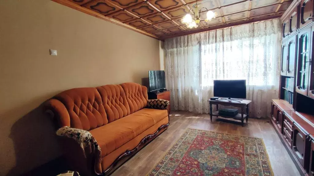 3-к кв. Волгоградская область, Волжский ул. Энгельса, 35 (58.7 м) - Фото 1