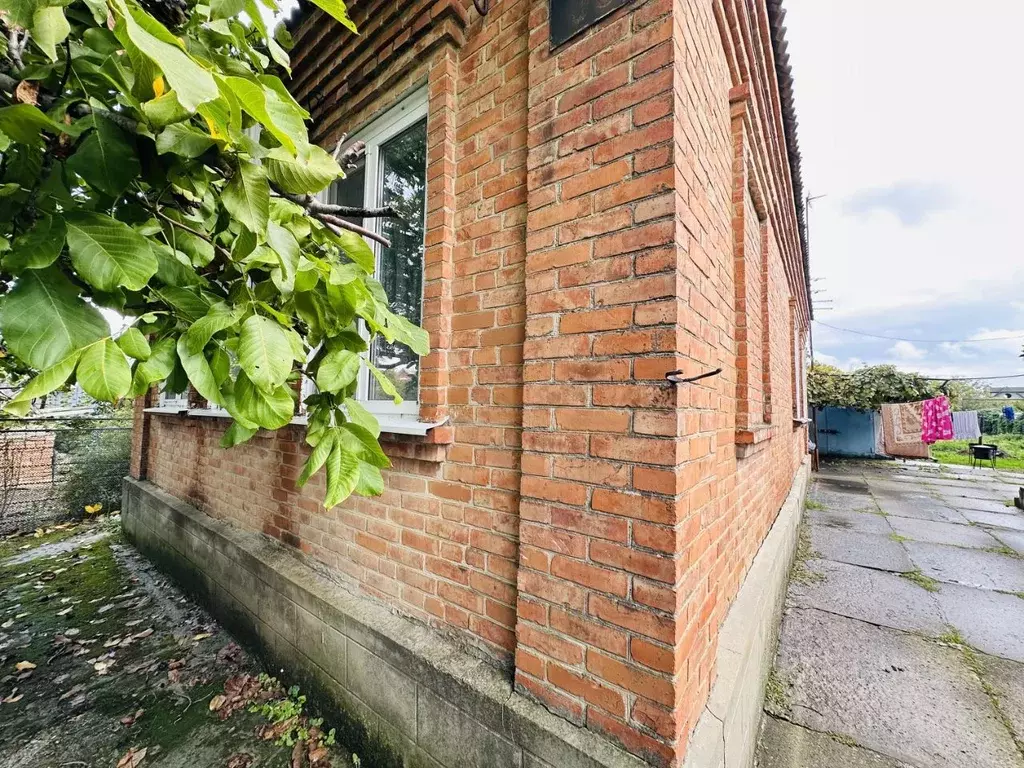 Дом в Краснодарский край, Славянск-на-Кубани ул. Шаумяна, 51 (71 м) - Фото 2