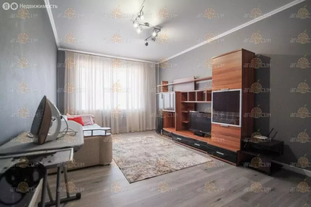 2-комнатная квартира: Ставрополь, улица Доваторцев, 90к1 (59 м) - Фото 1