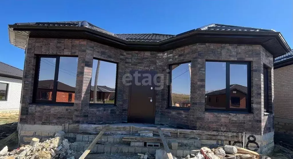 Дом в Ставропольский край, Михайловск Шпаковский район, ул. Андрея ... - Фото 1