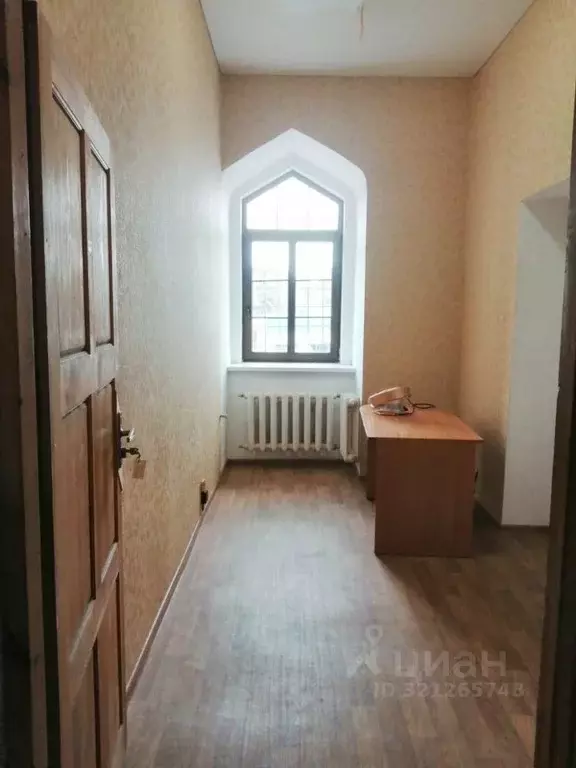 Офис в Калининградская область, Калининград ул. Литовский Вал (10 м) - Фото 1