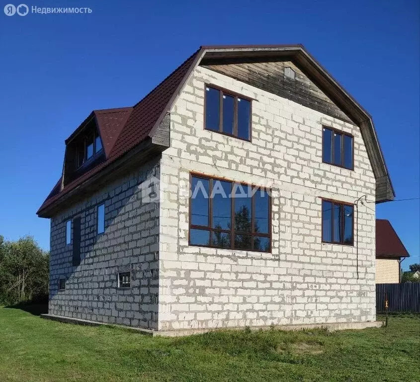 Дом в Новая Ладога, Ленинградская улица, 8 (360 м) - Фото 0