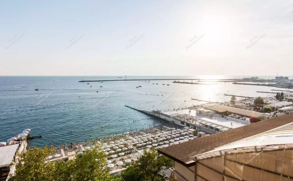 3-к кв. Краснодарский край, Сочи Центральный мкр, пер. Морской, 1к1 ... - Фото 2