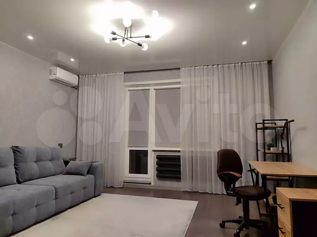 1-к. квартира, 40 м, 9/10 эт. - Фото 1