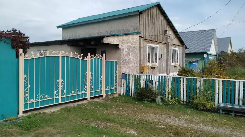 Дом в Тюменская область, Исетский муниципальный округ, с. Рафайлово  ... - Фото 1