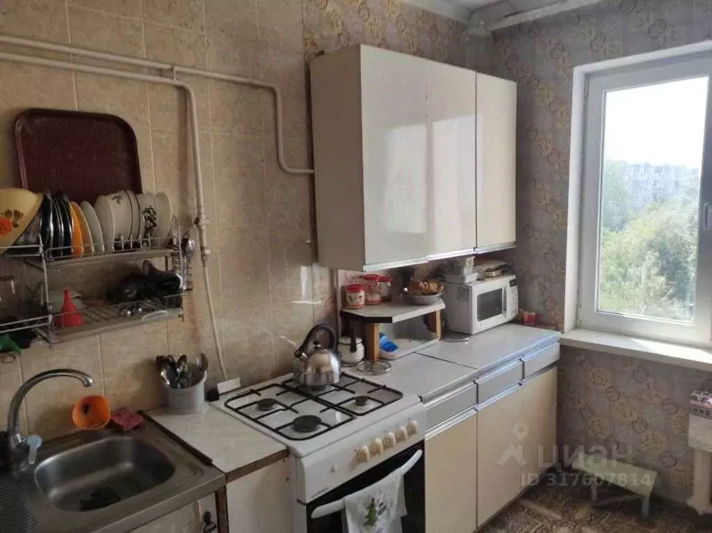 3-к кв. Крым, Симферополь ул. 60 лет Октября, 19 (63.0 м) - Фото 1