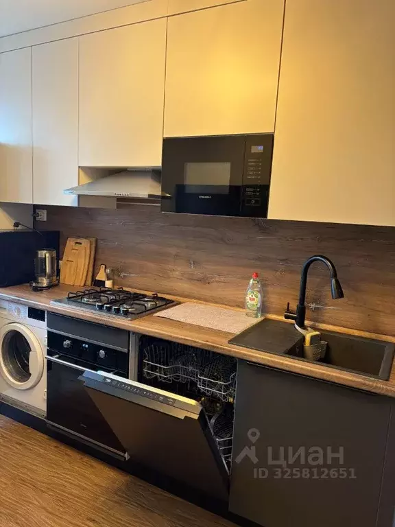 1-к кв. Смоленская область, Смоленск Краснинское ш., 18 (51.0 м) - Фото 1