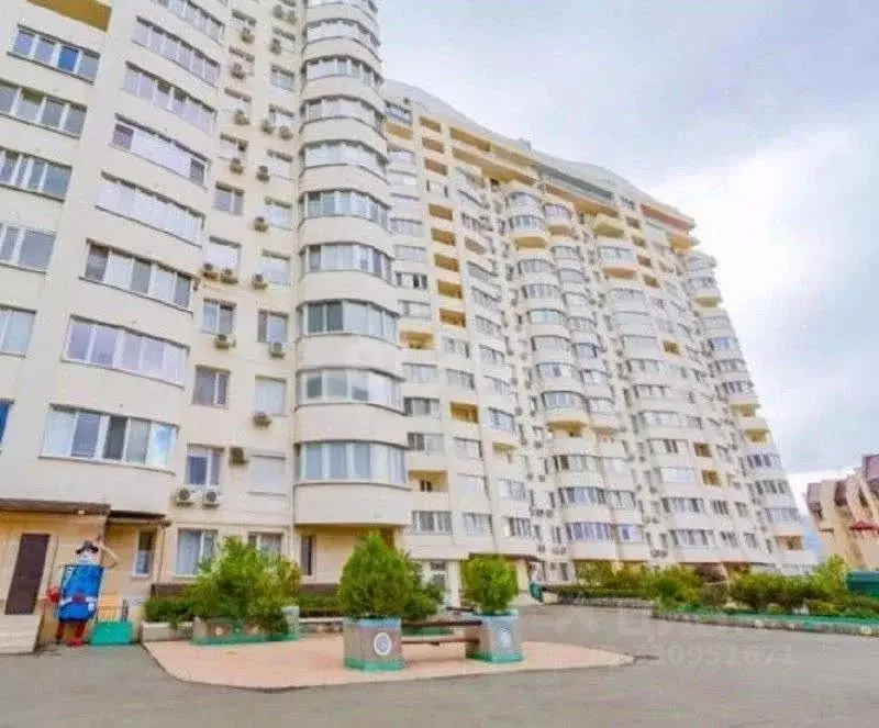 Гараж в Крым, Алушта ул. Школьная (18 м) - Фото 1