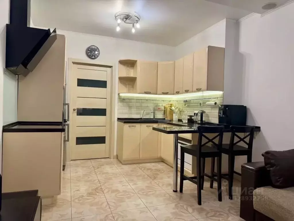 2-к кв. Тюменская область, Тюмень ул. Монтажников, 51 (64.0 м) - Фото 1