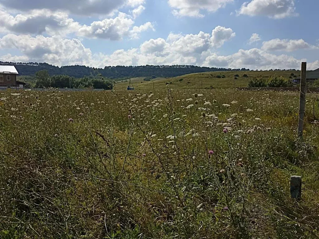 Участок в Крым, Бахчисарайский район, Почтовское с/пос, с. Приятное ... - Фото 1