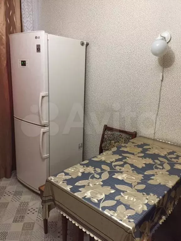 2-к. квартира, 57 м, 1/5 эт. - Фото 1