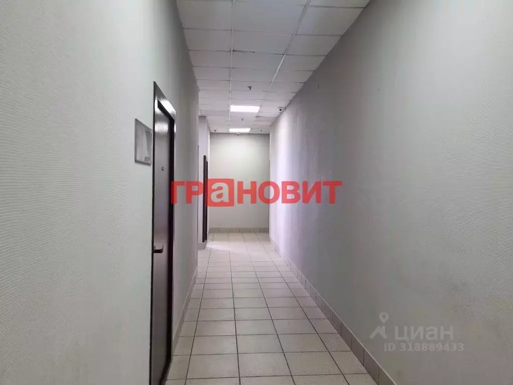 Помещение свободного назначения в Новосибирская область, Новосибирск ... - Фото 0