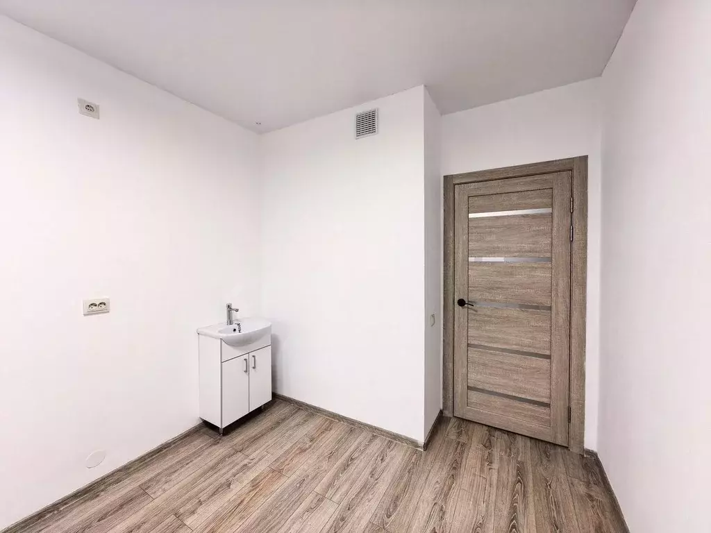 Офис в Свердловская область, Екатеринбург ул. Краснолесья, 108 (12 м) - Фото 1