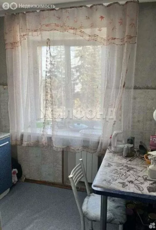 2-комнатная квартира: Кемерово, Весенняя улица, 1 (45 м) - Фото 1