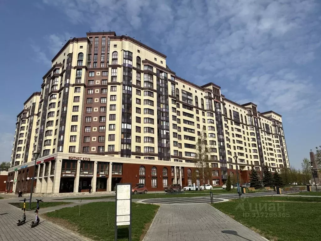 4-к кв. Московская область, Сергиев Посад ул. Дружбы, 9а (99.5 м) - Фото 0