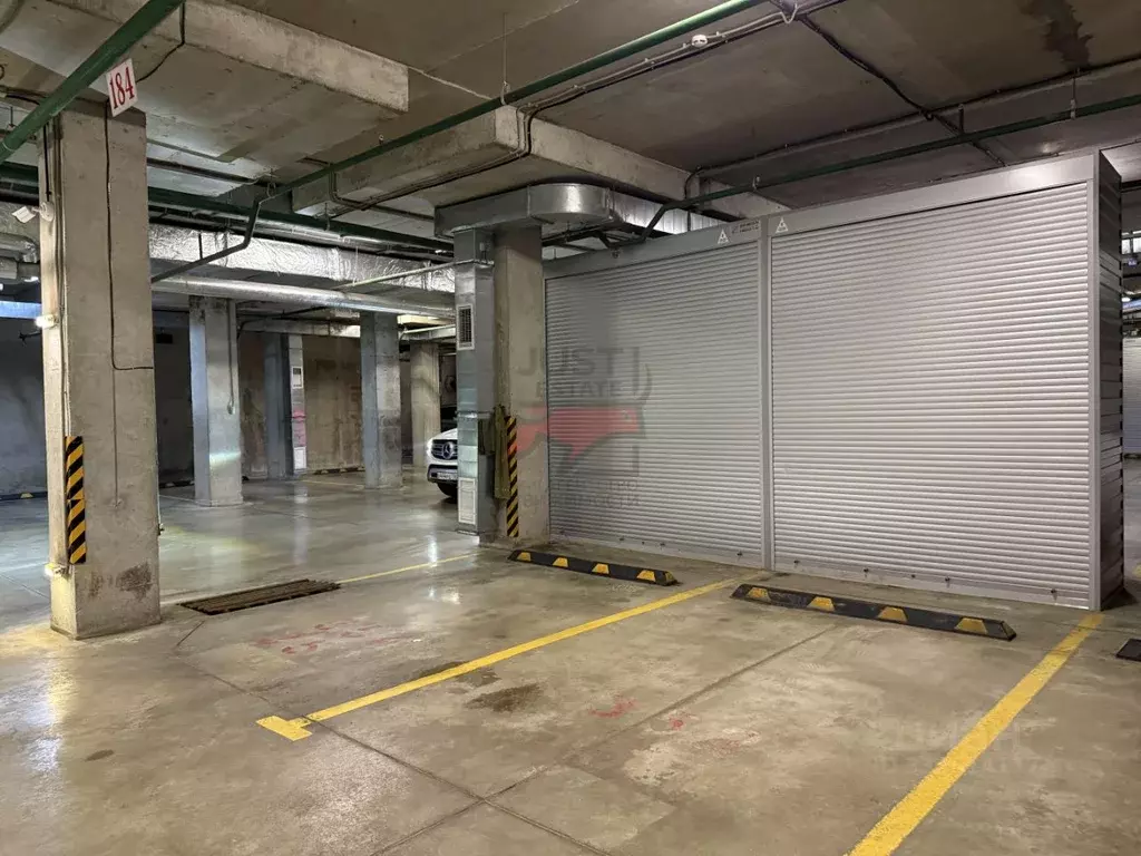 Гараж в Московская область, Красногорск ул. Игоря Мерлушкина, 10 (14 ... - Фото 1