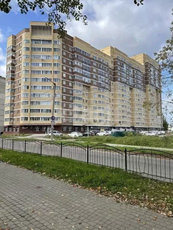 2-к кв. Калужская область, Калуга ул. Кибальчича, 2 (67.2 м) - Фото 0