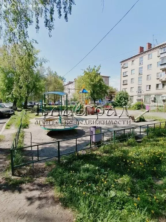 2-комнатная квартира: Челябинск, улица Дзержинского, 103 (39 м) - Фото 0