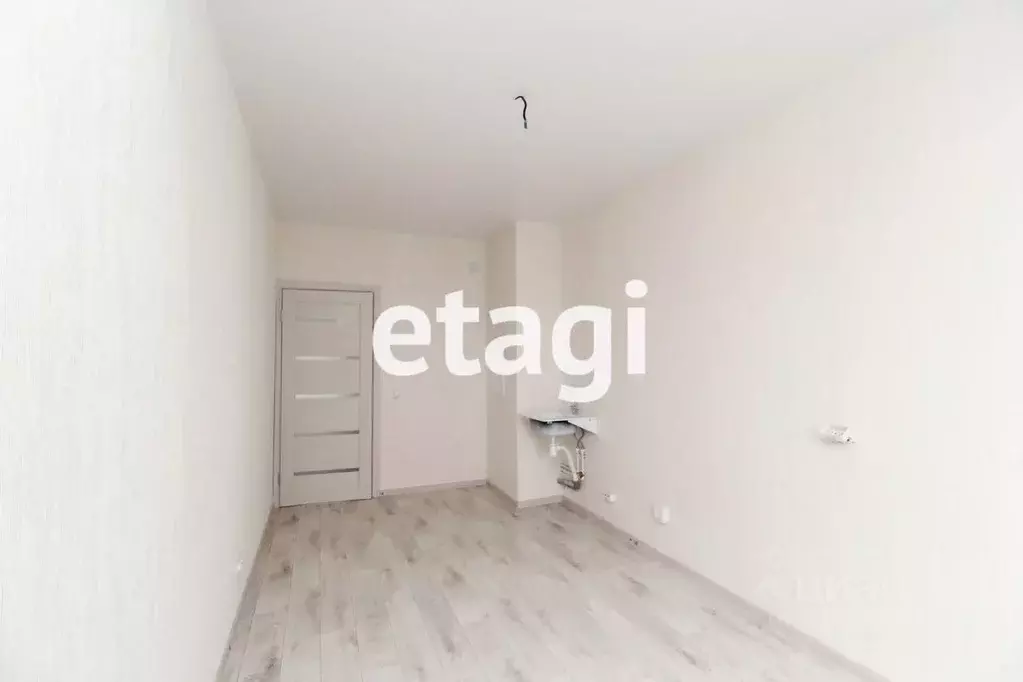 3-к кв. Красноярский край, Красноярск ул. Петра Подзолкова, 24 (88.55 ... - Фото 1