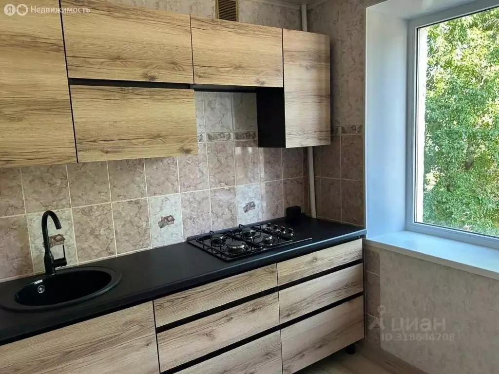 3-комнатная квартира: Энгельс, улица Колотилова, 4 (50.6 м) - Фото 1