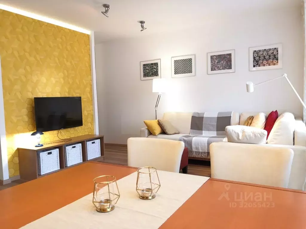 3-к кв. Нижегородская область, Нижний Новгород Ошарская ул., 15 (67.0 ... - Фото 1