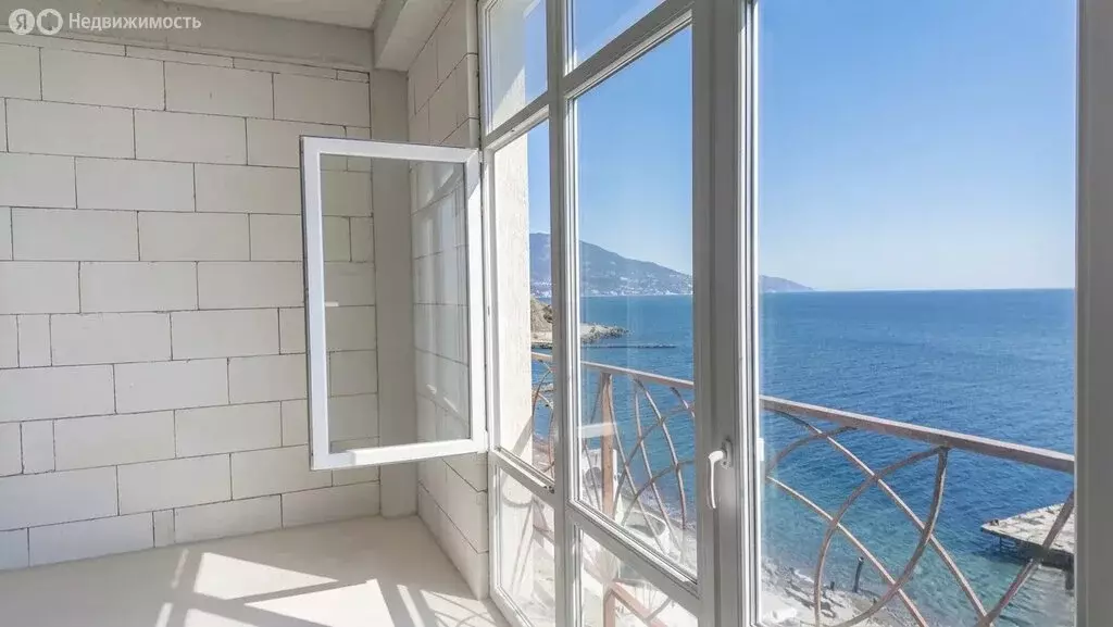 2-комнатная квартира: Курпаты, Алупкинское шоссе, 8Д (154 м) - Фото 1