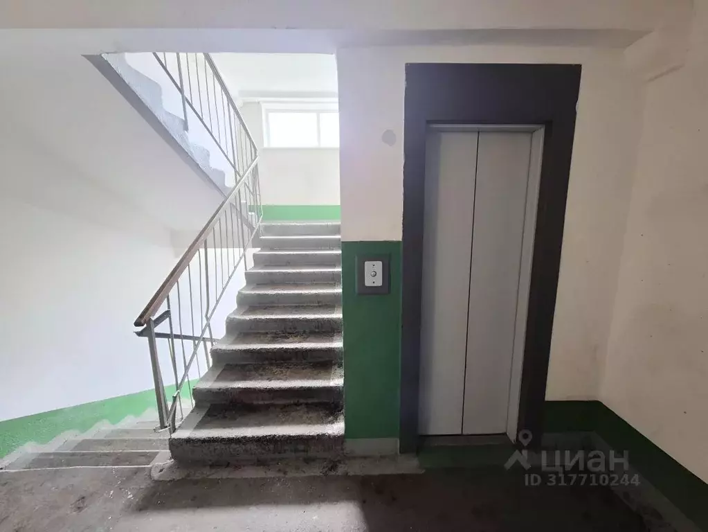 Комната Кемеровская область, Новокузнецк ул. Новоселов, 6 (12.5 м) - Фото 0