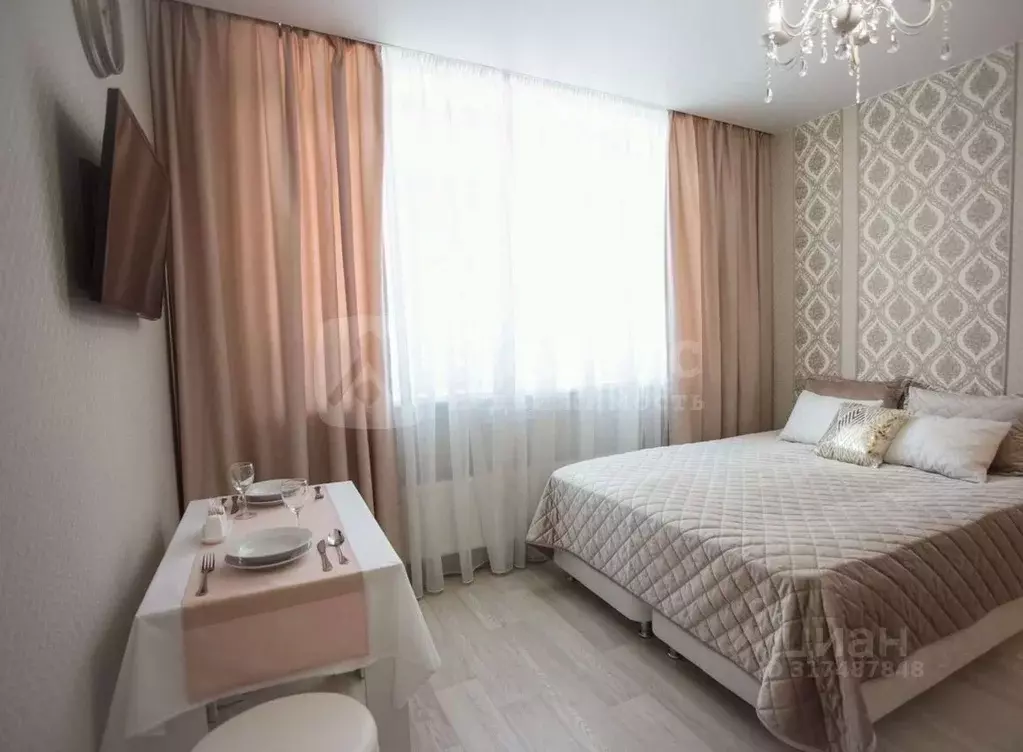 Студия Тюменская область, Тюмень ул. Тимофея Чаркова, 83 (20.5 м) - Фото 1