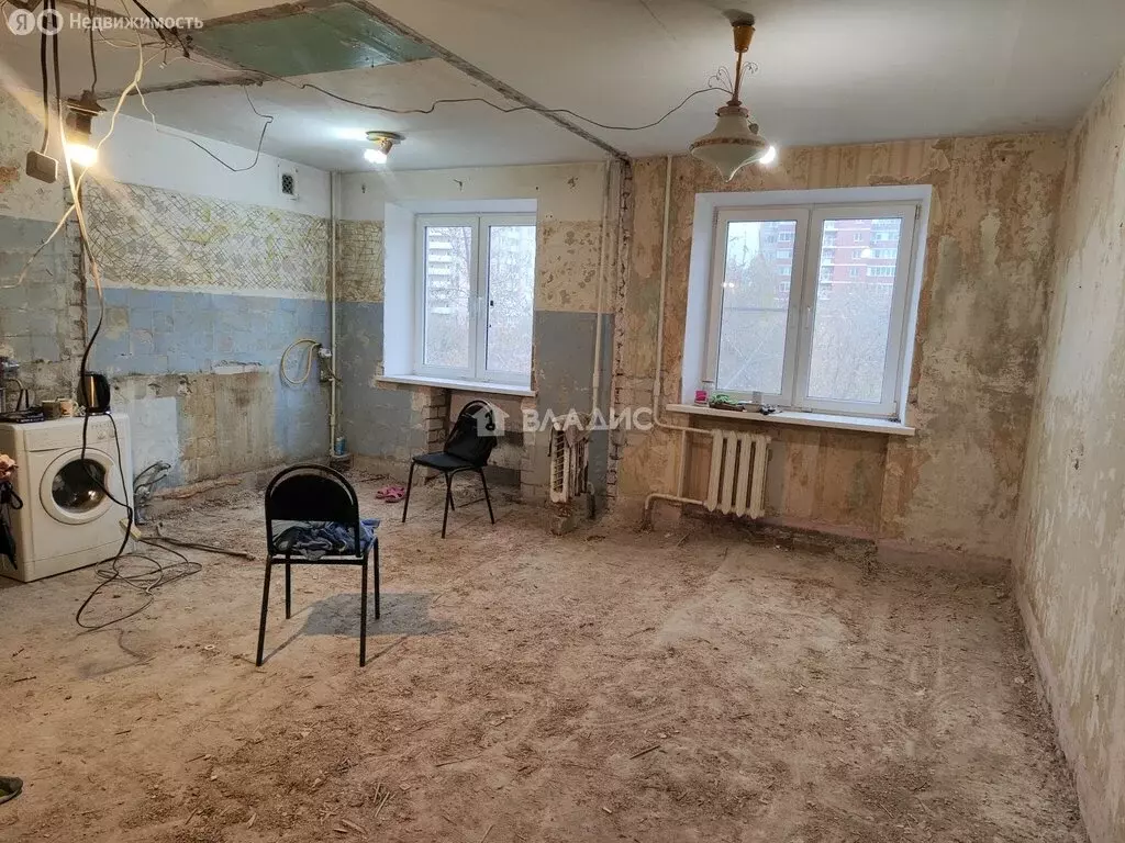 3-комнатная квартира: Волгоград, улица им. Циолковского, 19 (60 м) - Фото 1