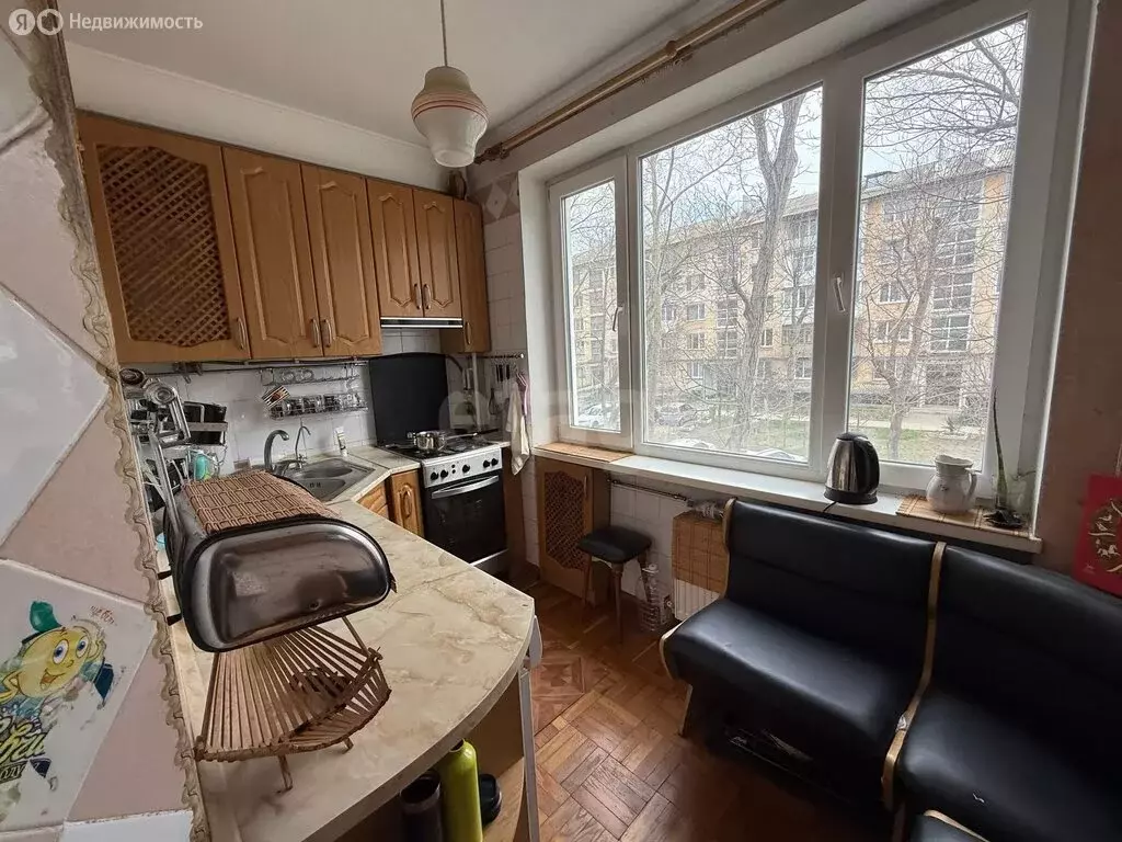 2-комнатная квартира: Симферополь, улица Набережная имени 60-летия ... - Фото 2