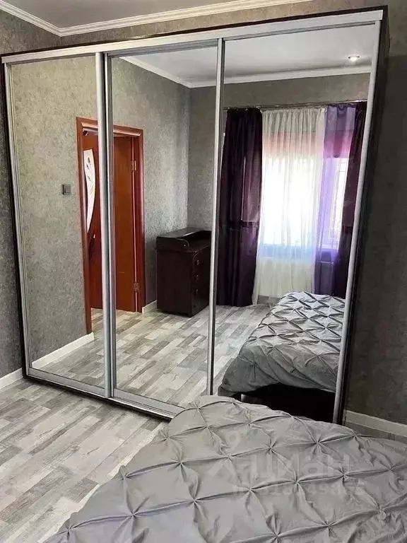Дом в Крым, Евпатория ул. Караимская, 98 (70 м) - Фото 1