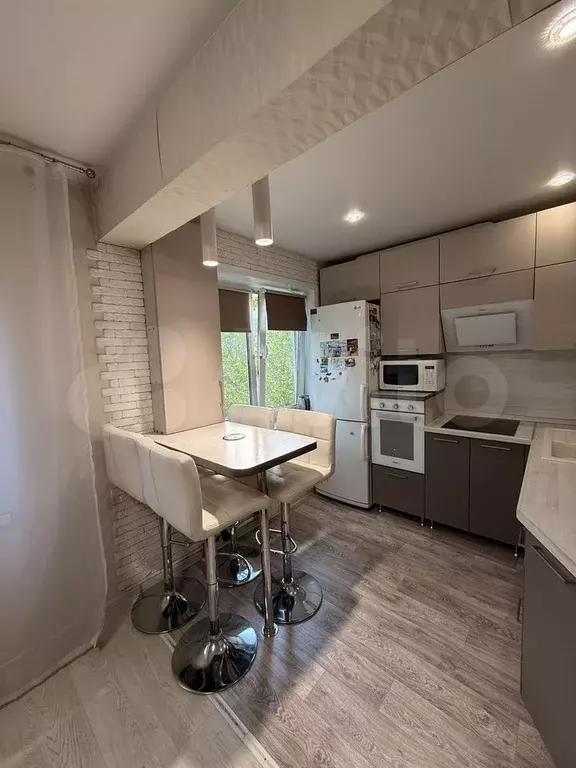 3-к. квартира, 55,3 м, 4/5 эт. - Фото 0
