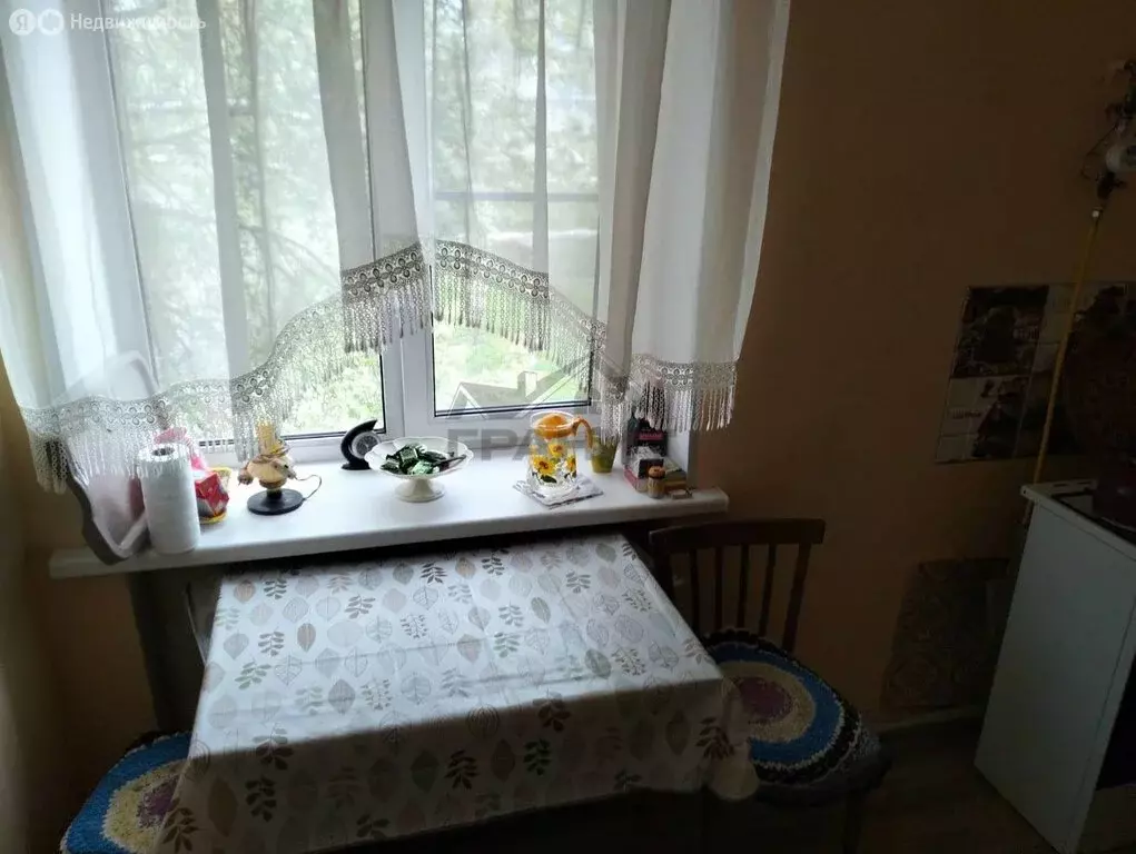 2-комнатная квартира: Новгородская область, рабочий посёлок Крестцы, ... - Фото 2