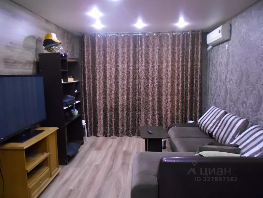 1-к кв. Саратовская область, Саратов ул. Имени А.Н. Радищева, 72 (35.0 ... - Фото 1