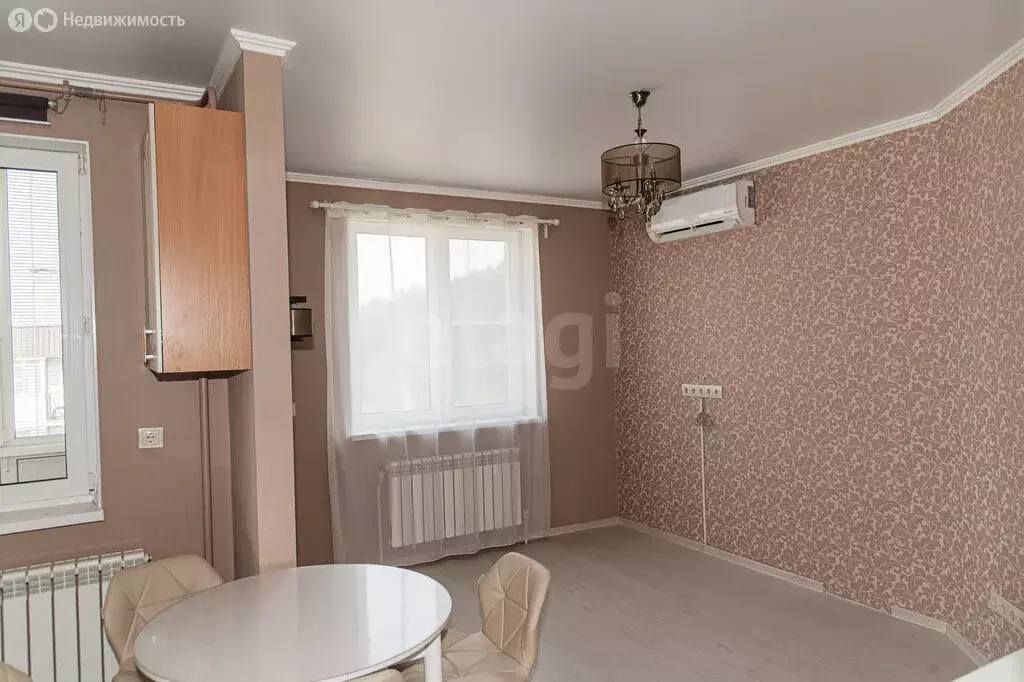 2-комнатная квартира: Осиновая Гора, улица Защитников Тулы, 1 (53.3 м) - Фото 2