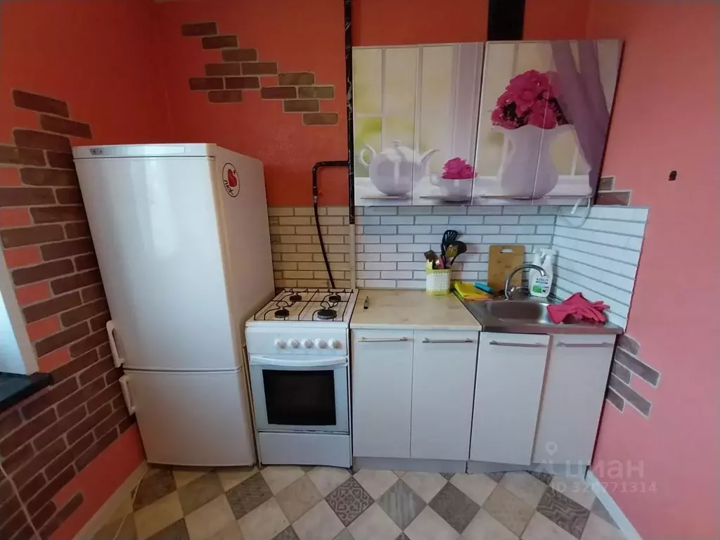 2-к кв. Ленинградская область, Сосновый Бор Солнечная ул., 30 (48.0 м) - Фото 1