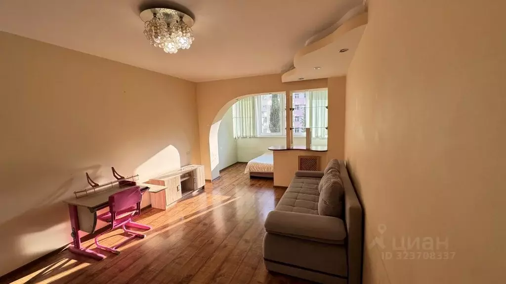 1-к кв. Краснодарский край, Сочи ул. Искры, 66/3 (46.0 м) - Фото 1