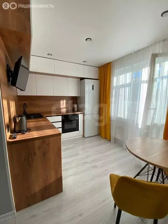 1-комнатная квартира: Тюмень, улица Павла Шарова, 1к1 (40.7 м) - Фото 2