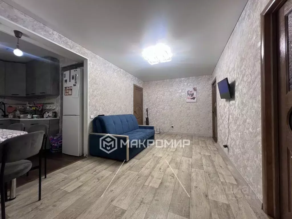 3-к кв. Брянская область, Брянск ул. Свободы, 1 (56.5 м) - Фото 2