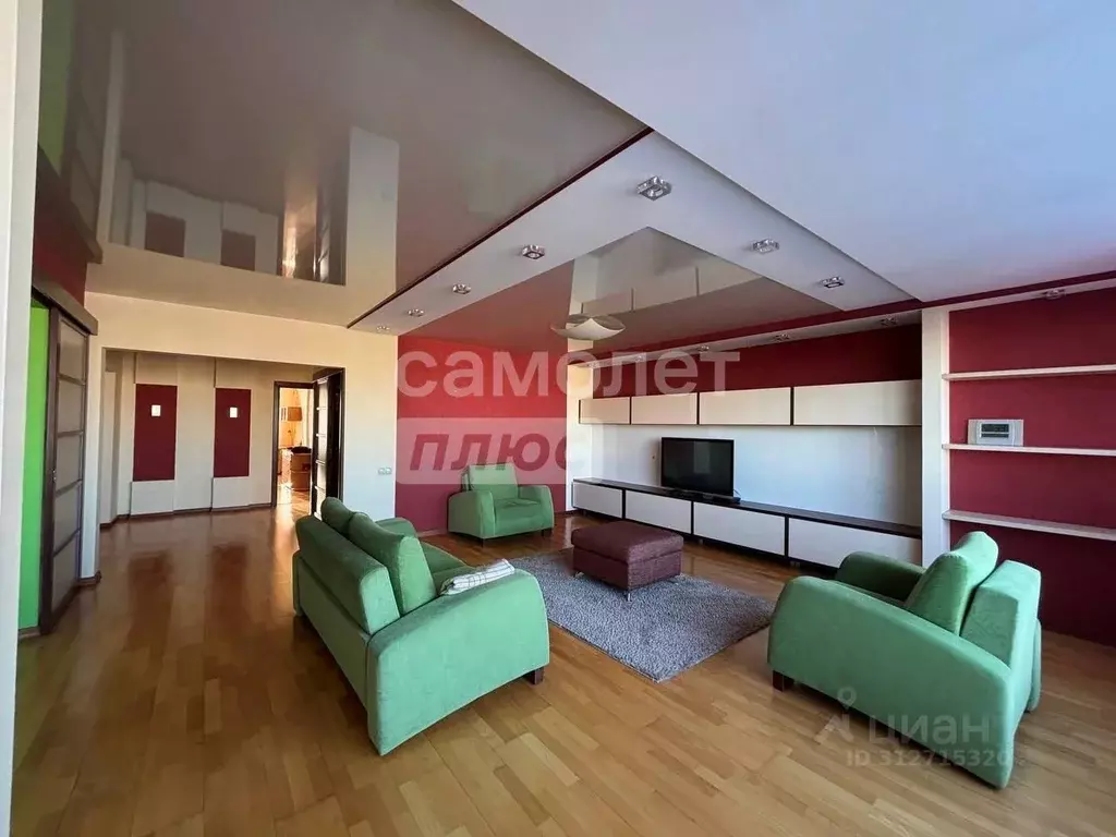 5-к кв. Удмуртия, Ижевск ул. Карла Маркса, 250 (171.7 м) - Фото 0