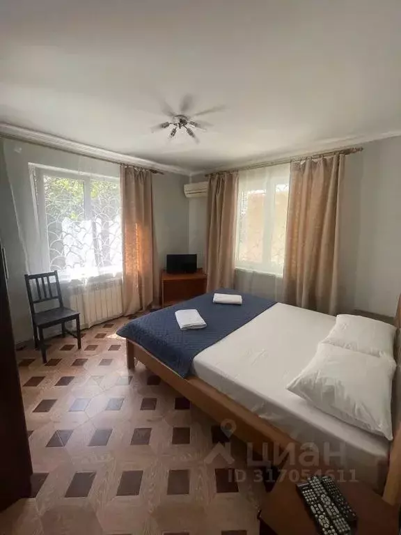 Комната Краснодарский край, Сочи Адлер жилрайон, ул. Аллейная, 4А - Фото 0