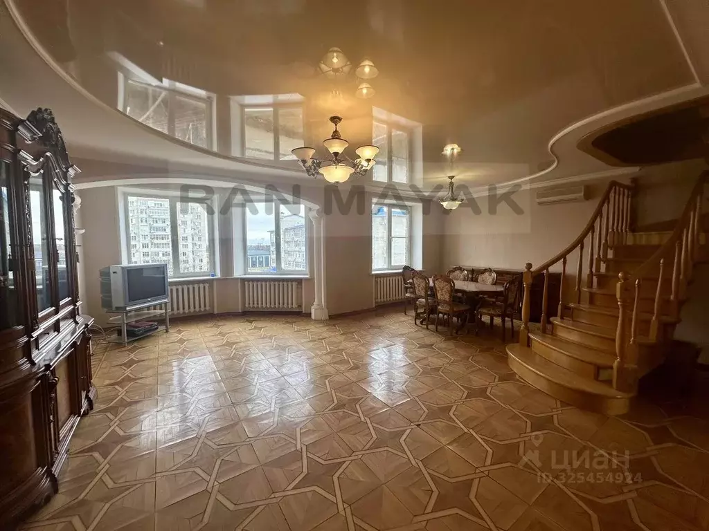 5-к кв. Адыгея, Майкоп ул. 3-го Интернационала, 165 (170.0 м) - Фото 1