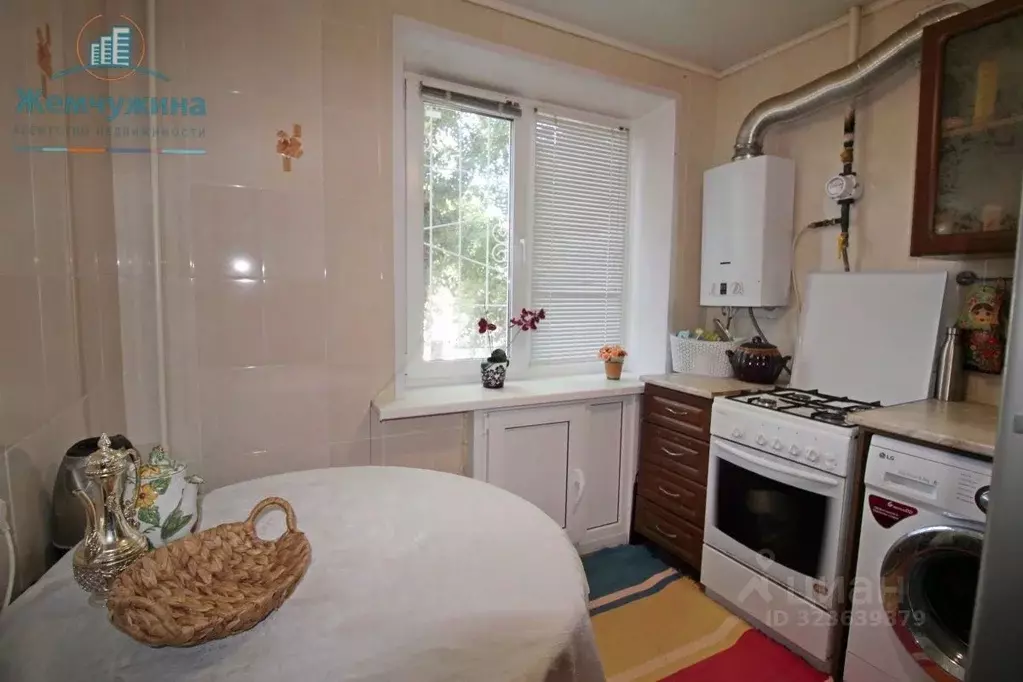 3-к кв. Ульяновская область, Димитровград ул. Куйбышева, 311 (54.0 м) - Фото 1